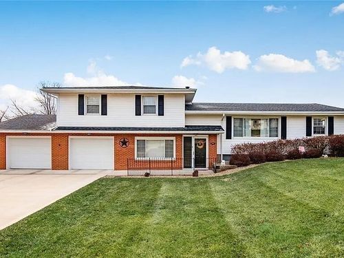 350 Walker Dr, Zanesville, OH, 43701-1271 | Card Image