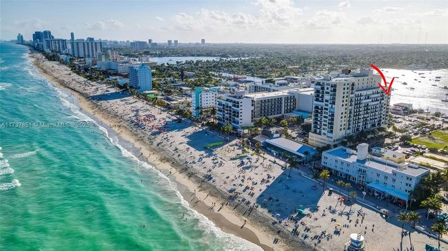 APT-907 - 322 Buchanan St, Condo with 2 bedrooms, 2 bathrooms and null parking in Hollywood FL | Image 44