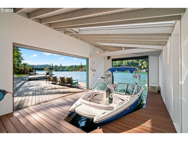 1115 Lake Front Rd, House other with 4 bedrooms, 4 bathrooms and 2 parking in Lake Oswego OR | Image 42
