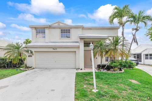 9602 Nw 8th Cir, Plantation, FL, 33324-4937 | Card Image