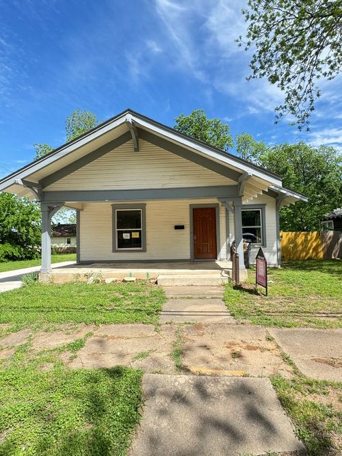 208 B St Sw, Ardmore, OK, 73401-4917 | Card Image