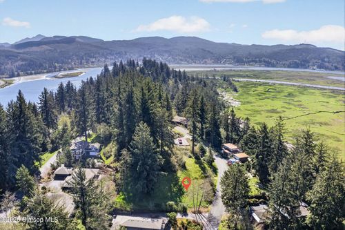 34775 Bayloop Rd, Nehalem, OR, 97131-9582 | Card Image