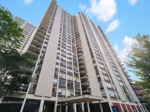 apt-808a-1460 N Sandburg Ter, Chicago, IL, 60610-5555 | Card Image