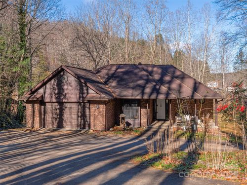 187 Turtle Creek Rd, Sylva, NC, 28779-7325 | Card Image