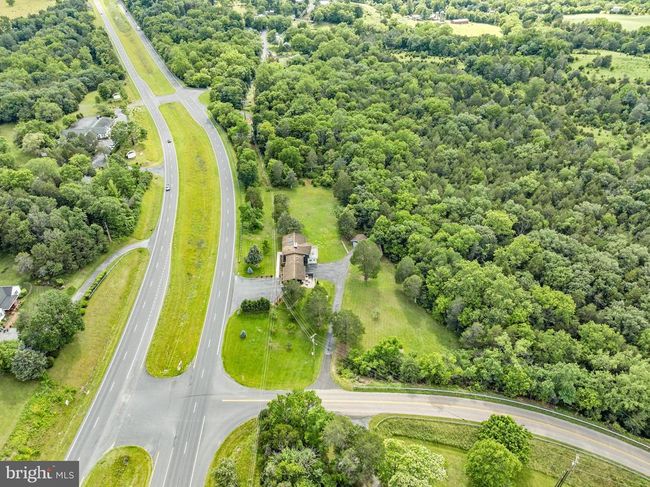 2370 Us Highway 211 W, House other with 4 bedrooms, 4 bathrooms and null parking in LURAY VA | Image 65