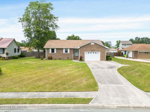 431 Foxhunt Ln, Havelock, NC, 28532-2839 | Card Image