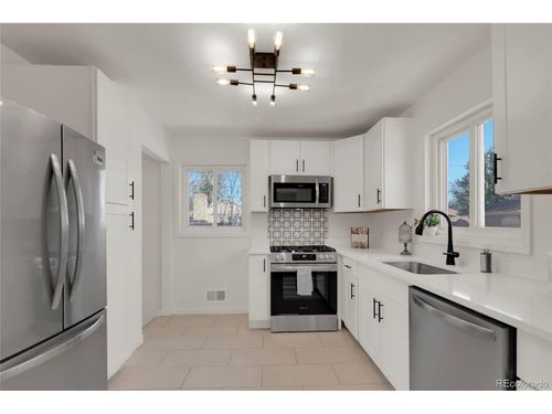 201 E 108th Ave, Northglenn, CO, 80233-4083 | Card Image