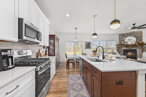N118W7360 Fairway Lane Lane, Cedarburg, WI, 53012 | Card Image