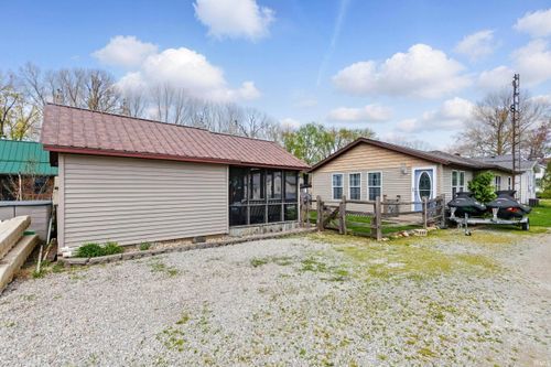 60 Ems B12 Ln, Pierceton, IN, 46562-9122 | Card Image
