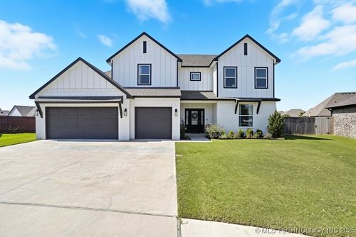 10434 S 232nd East Ave, Broken Arrow, OK, 74014-3342 | Card Image