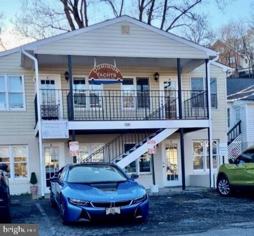 b-312B Poplar Aly, OCCOQUAN, VA, 22125-7748 | Card Image