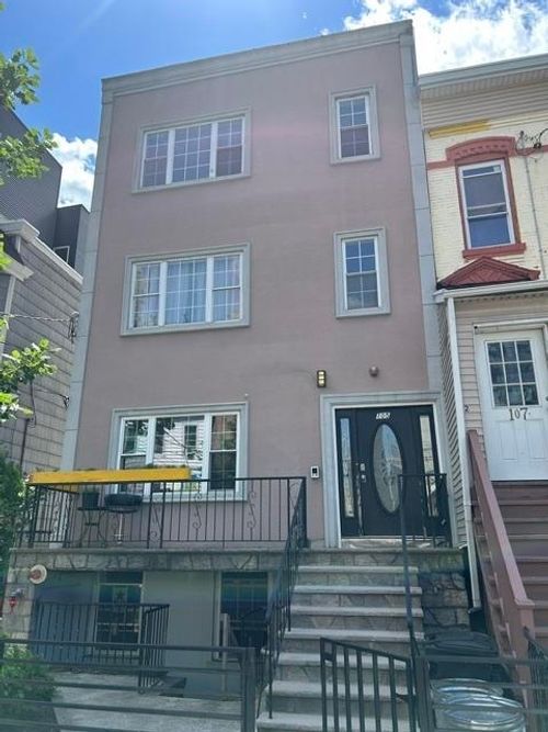 3-105 Storms Ave, Jersey City, NJ, 07306-4709 | Card Image