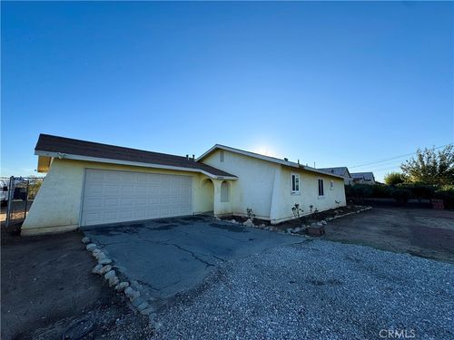18393 Catalpa St, Hesperia, CA, 92345 | Card Image