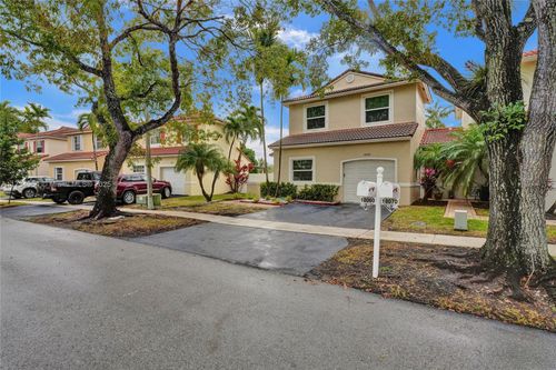 18060 Sw 11th Ct, Pembroke Pines, FL, 33029-4408 | Card Image
