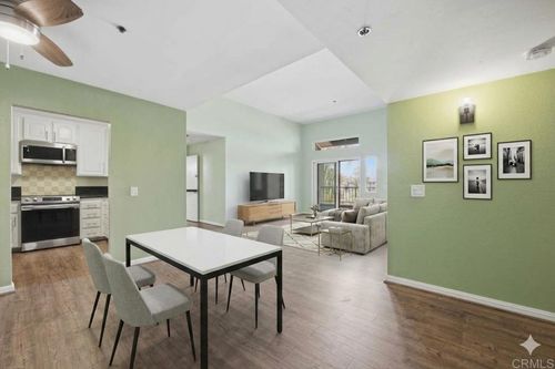 80-3955 Faircross Pl, San Diego, CA, 92115-6548 | Card Image