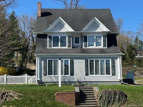 453 New York Ave, Huntington, NY, 11743-3400 | Card Image