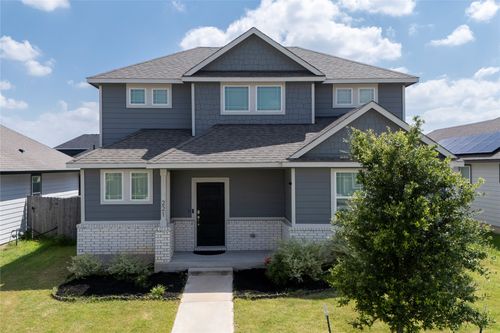221 Banff Drive, Kyle, TX, 78640 | Card Image