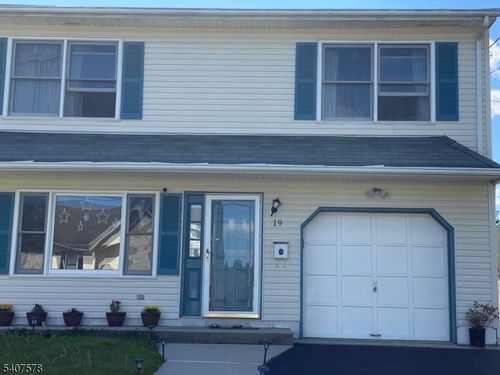 19 Dacotah Ave, Lake Hiawatha, NJ, 07034-2706 | Card Image