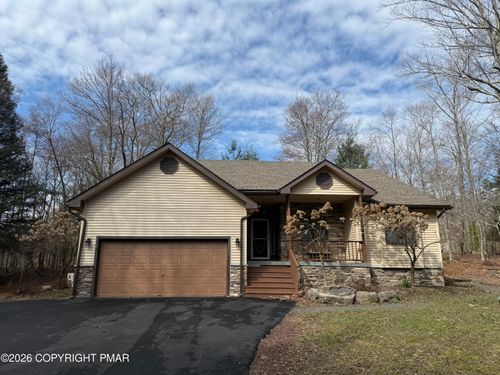 98 Bender Rd, Gouldsboro, PA, 18424-8805 | Card Image