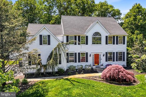 23 Huntington Dr, BURLINGTON, NJ, 08016-9704 | Card Image