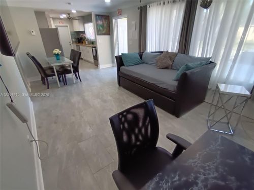 2242 Polk St, Hollywood, FL, 33020-6713 | Card Image