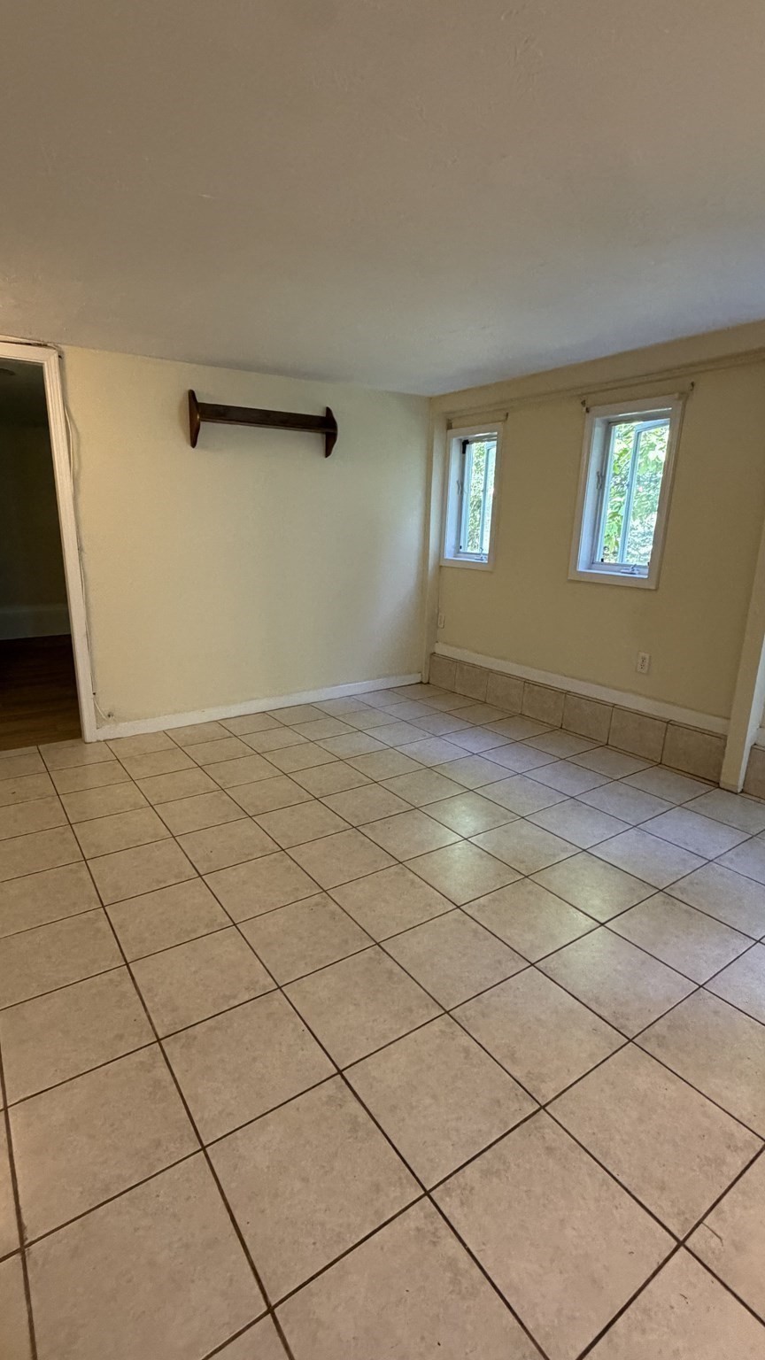 Residential Lease in Southborough 3