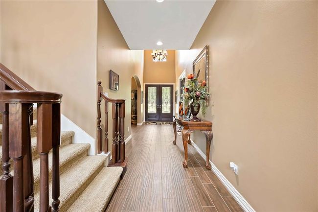 10714 Crestwater Cir, House other with 5 bedrooms, 5 bathrooms and 3 parking in Magnolia TX | Image 6