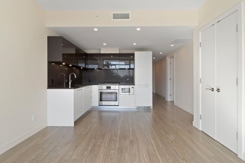 506-6288 Cassie Avenue, Burnaby, BC, V5H2V3 | Card Image