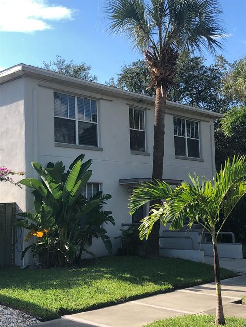 202 Columbia Dr, Tampa, FL, 33606-3765 | Card Image