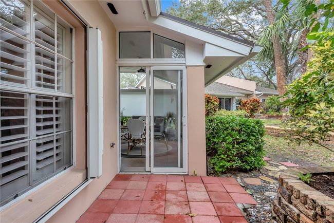227A - 227 Park Shores Cir, House attached with 2 bedrooms, 2 bathrooms and null parking in Indian River Shores FL | Image 15