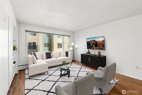 402-1200 Boylston Ave, Seattle, WA, 98101-2814 | Card Image