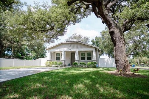 705 E Elm St, TAMPA, FL, 33604-5647 | Card Image