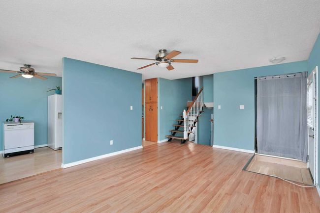 77 Overdown Dr, Home with 3 bedrooms, 1 bathrooms and 2 parking in Red Deer AB | Image 4