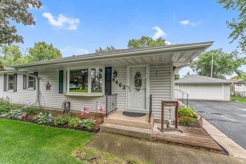 8463 Grange Blvd, Cottage Grove, MN, 55016-4829 | Card Image