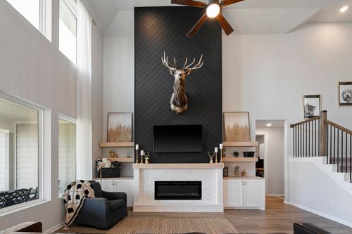 311 Bear Oak St, Hutto, TX, 78634-2548 | Card Image