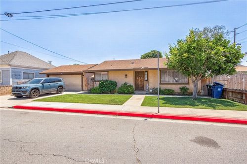 11742 Hewes St, Orange, CA, 92869-3551 | Card Image
