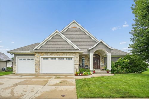 1154 Kettering Rd, Marion, IA, 52302-4786 | Card Image