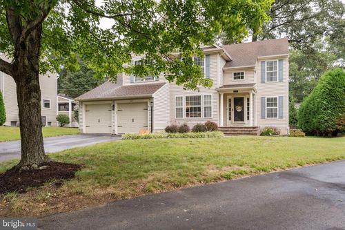 247 Kennedy Dr, Severna Park, MD, 21146-3041 | Card Image
