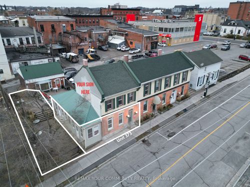 373 Queen St, Peterborough, ON, K9H3J7 | Card Image