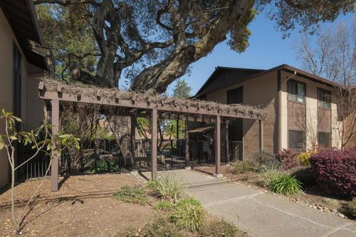 25-610 Gilbert Ave, Menlo Park, CA, 94025-2832 | Card Image