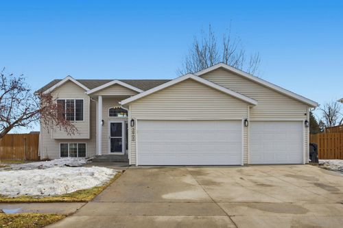 3900 13th Street S, Moorhead, MN, 56560 | Card Image