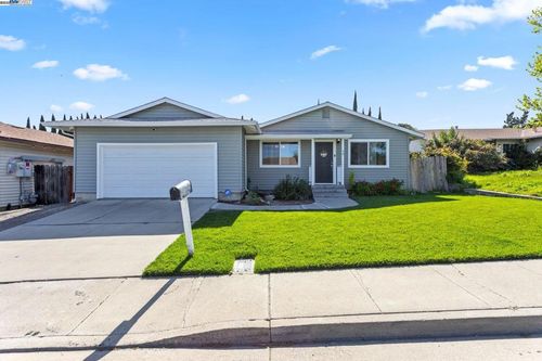 19 Shasta Dr, Rio Vista, CA, 94571-1511 | Card Image