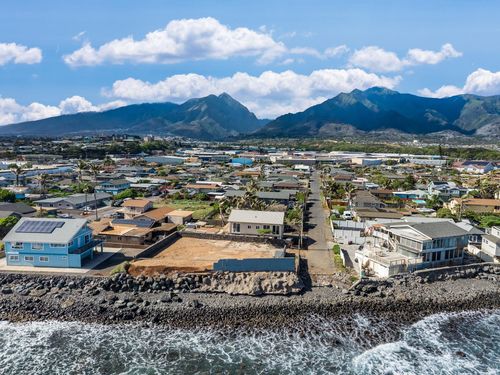 523 Kaikoo Pl, Wailuku, HI, 96793-1401 | Card Image