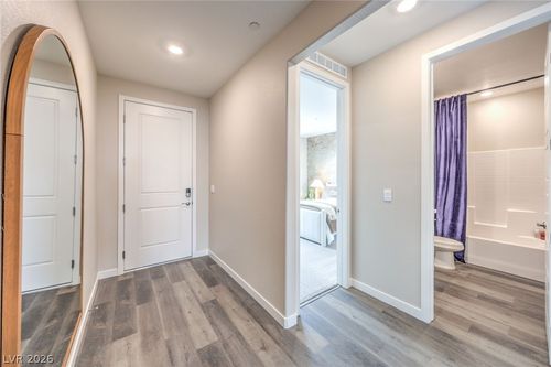 1409 Jorian Bay Dr, North Las Vegas, NV, 89084-3943 | Card Image