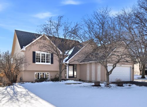 185 Cascade Ct, Chanhassen, MN, 55317-9473 | Card Image