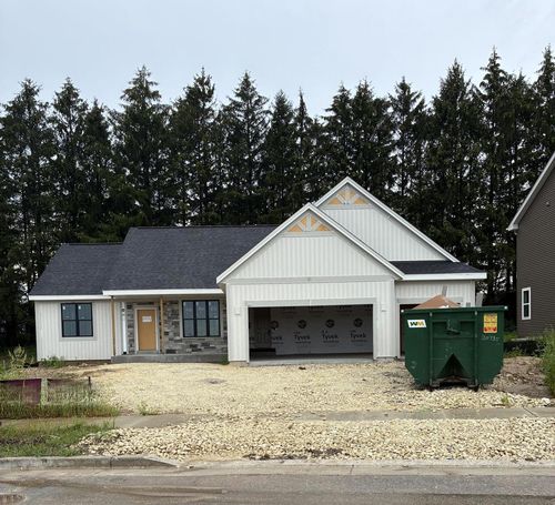561 Hawks Ridge Road, GRAFTON, WI, 53024 | Card Image
