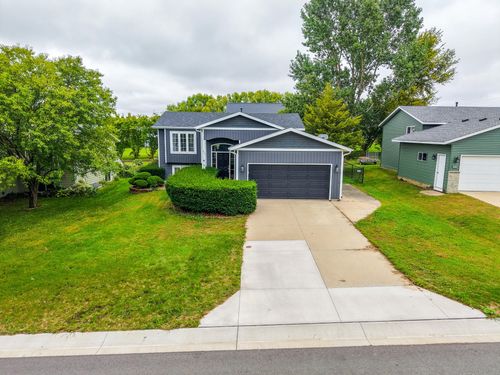 803 8th St Nw, Kasson, MN, 55944-1082 | Card Image