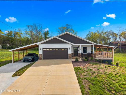 318 Garden Ln, Dandridge, TN, 37725-1720 | Card Image