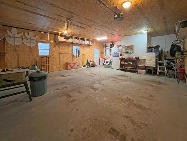 garage-interior2.jpg | Image 21