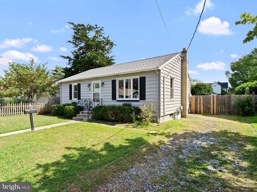 41 Cherry St, MEDFORD, NJ, 08055-2711 | Card Image